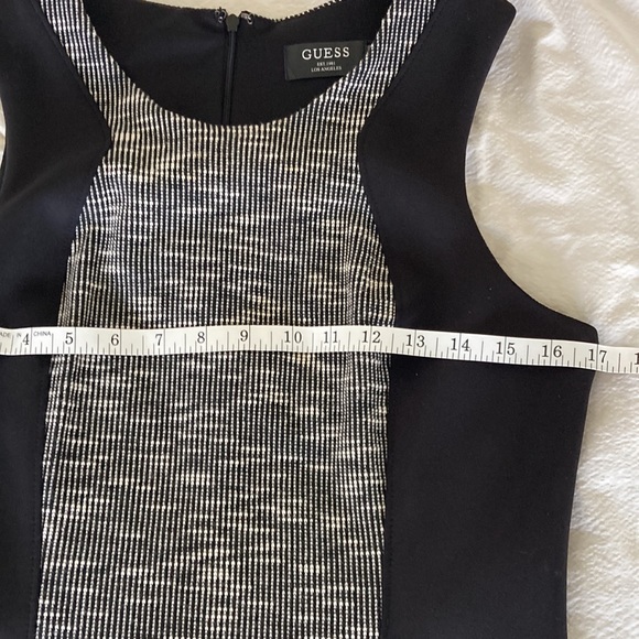 Guess sleeveless fit and flare black and white dress Size: 10 - Picture 9 of 14